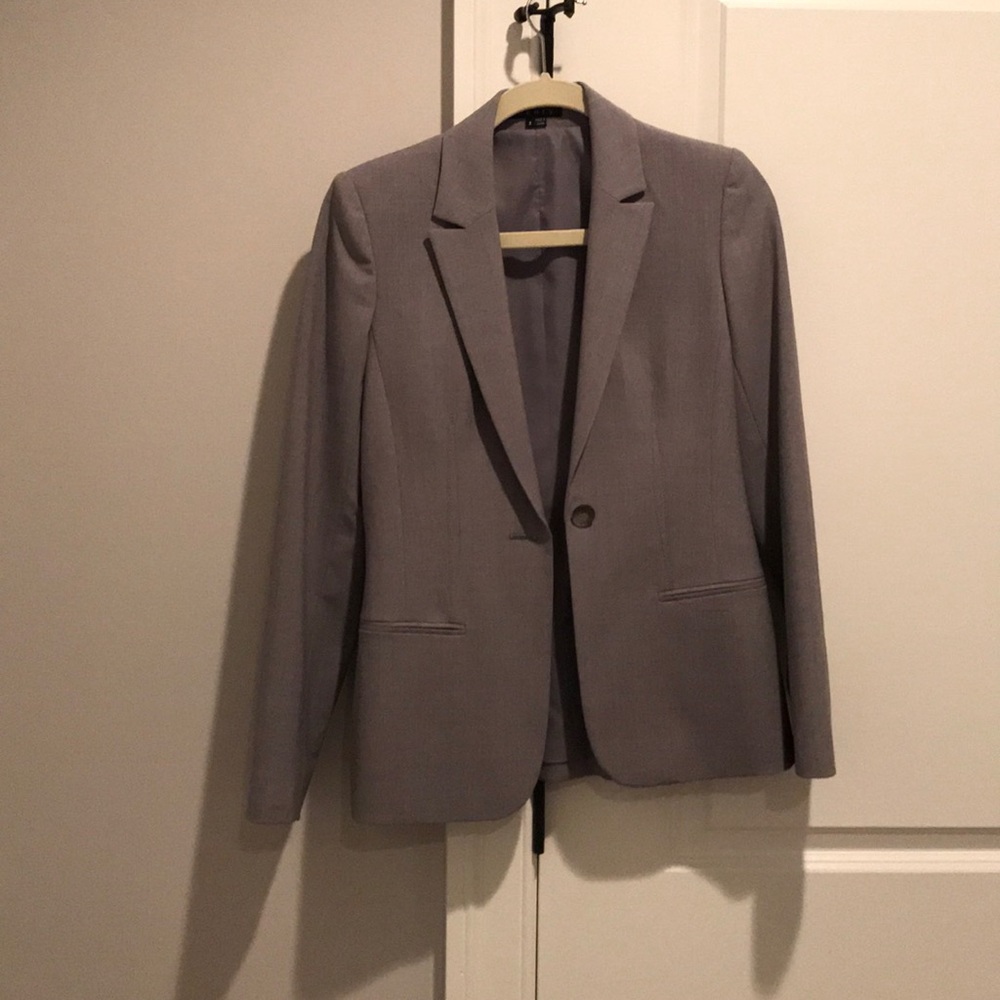 Theory size 2 blazer light gray